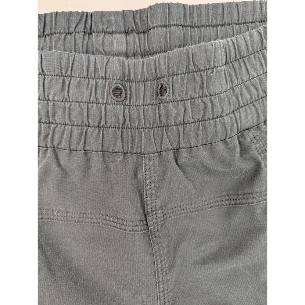 Lululemon Midrise Dance Studio Pant Size 2 Adjustable Leg Hem Sporty Athletic